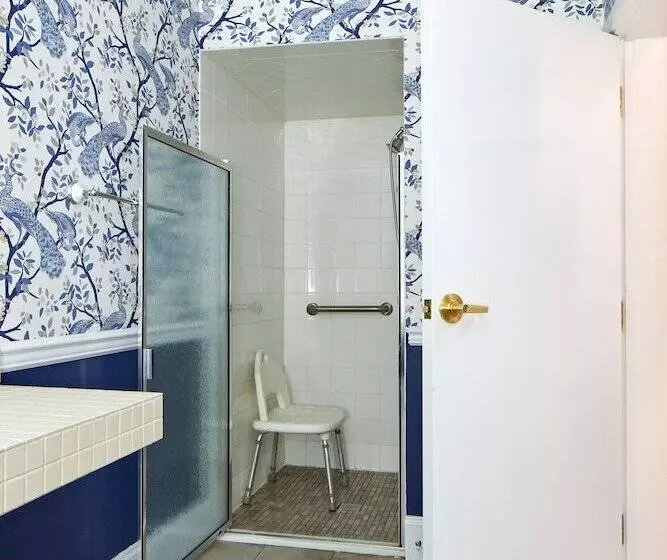 فندق The Arco Powered By Sonder