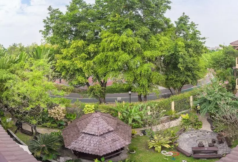 Hotel Suphan Lake Hometel