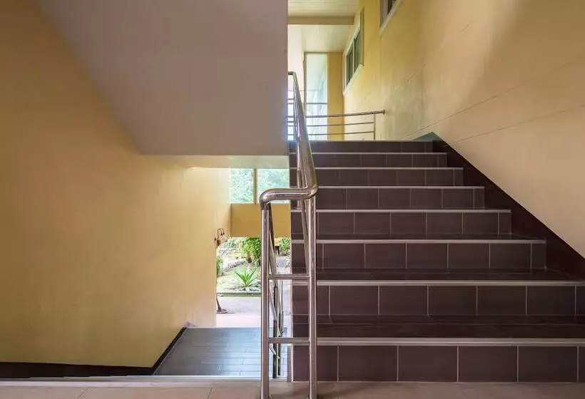 Hotel Suphan Lake Hometel