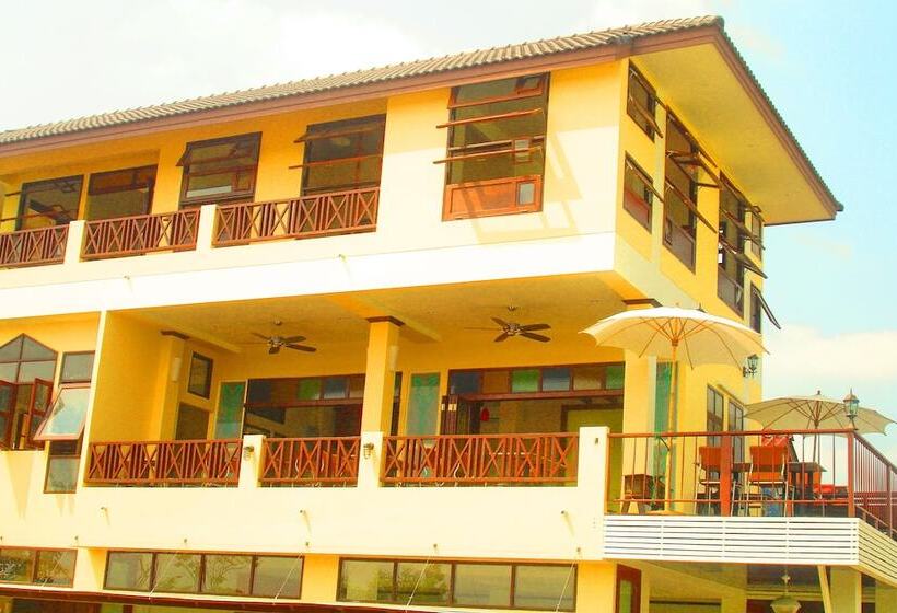 هتل Suphan Lake Hometel