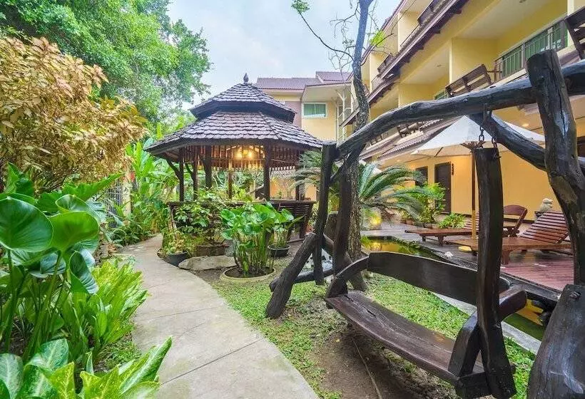 Hotel Suphan Lake Hometel