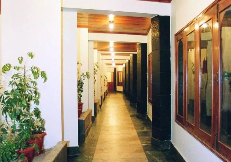 هتل The Orchard Greens