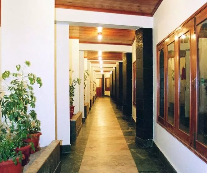 هتل The Orchard Greens