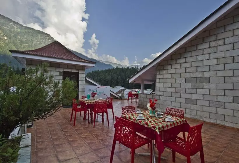 هتل The Orchard Greens