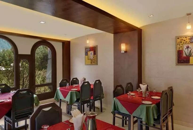 هتل The Orchard Greens