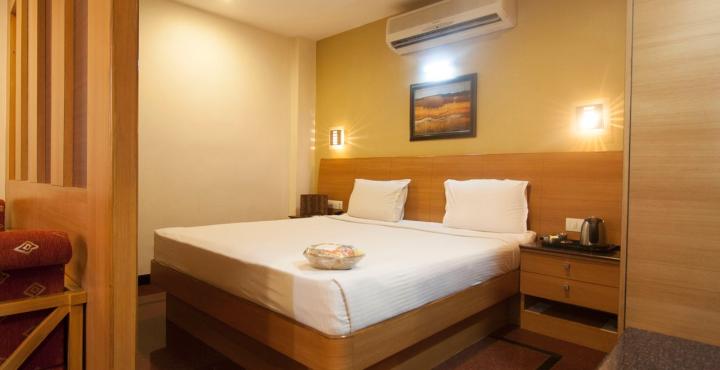 Malles Manotaa Service Apartment