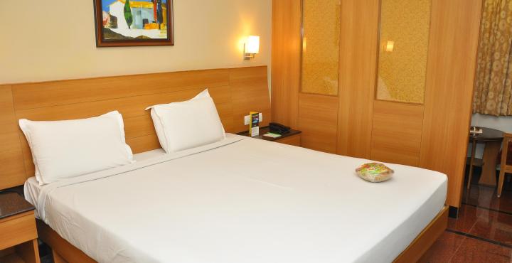 Malles Manotaa Service Apartment