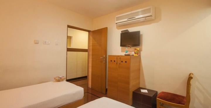 Malles Manotaa Service Apartment
