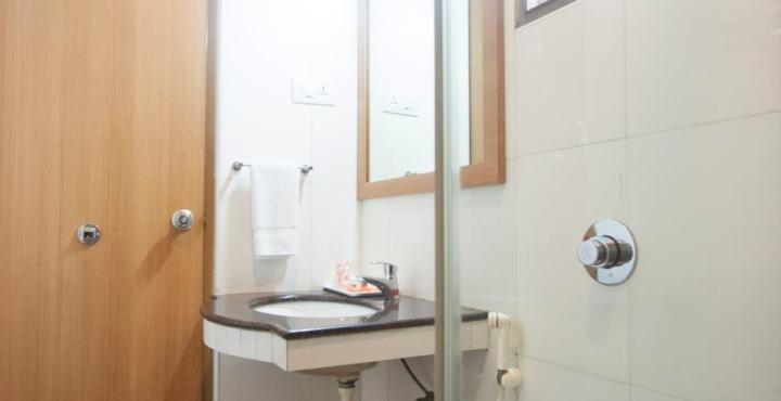 Malles Manotaa Service Apartment