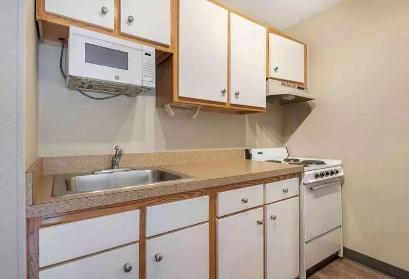 Extended Stay America Select Suites Charlotte University E