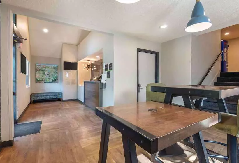 Extended Stay America Select Suites Charlotte University E