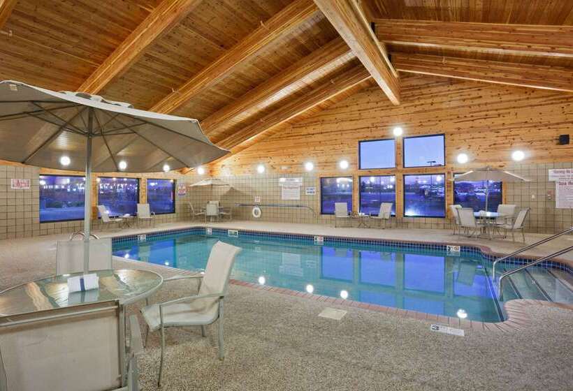 فندق Americinn By Wyndham Lincoln South