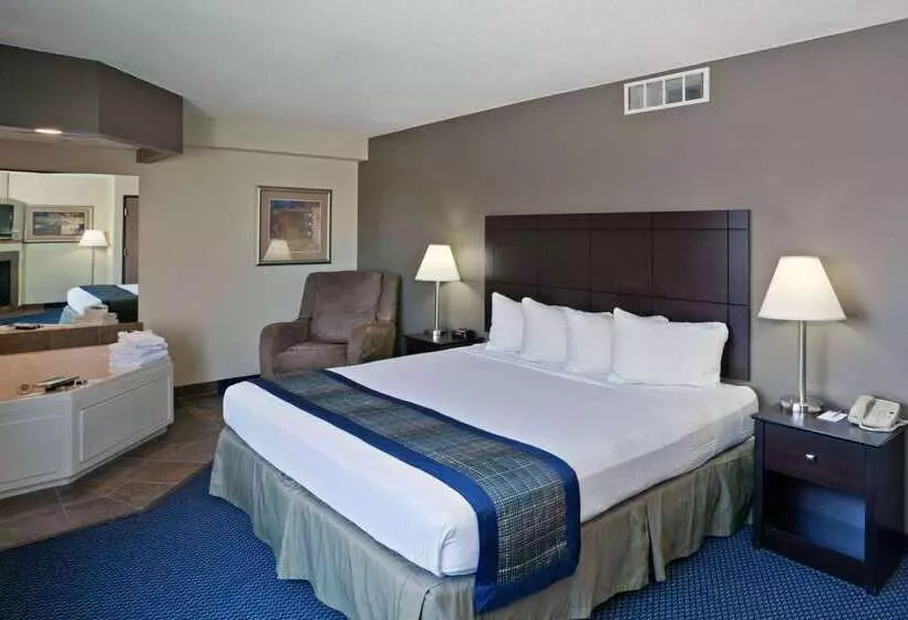 هتل Americinn By Wyndham Lincoln South