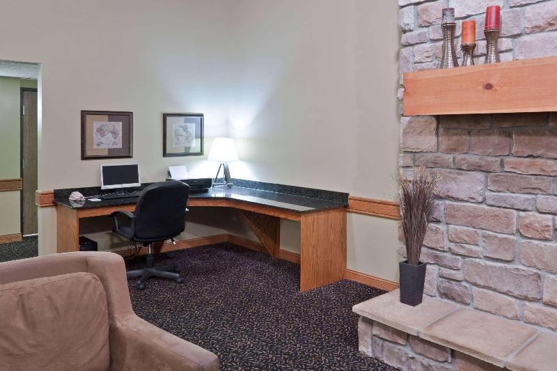 فندق Americinn By Wyndham Lincoln South