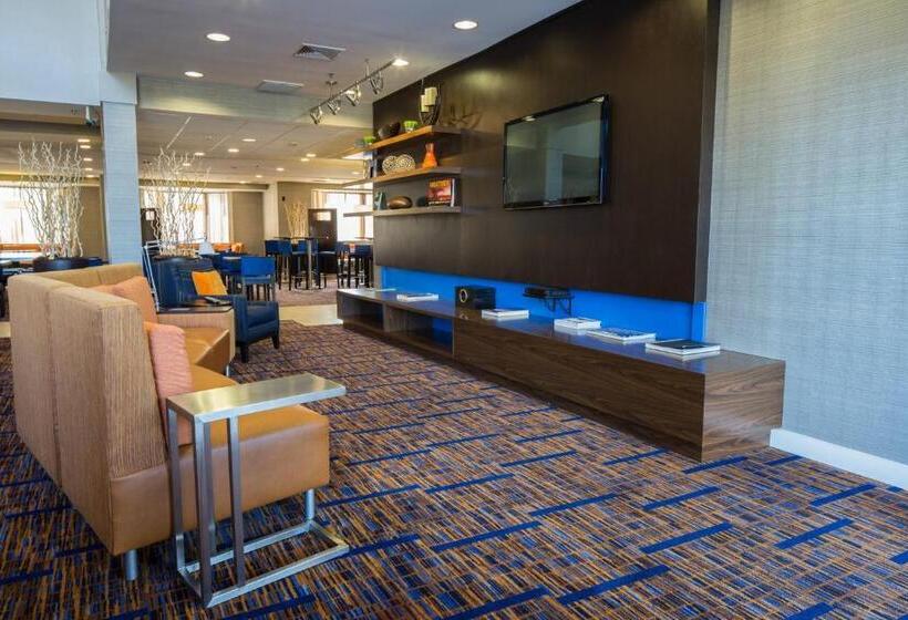 בית מלון כפרי Courtyard Boston Raynham