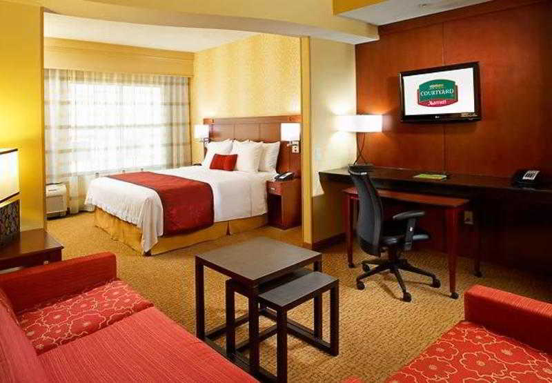 호텔 Courtyard Reading Wyomissing