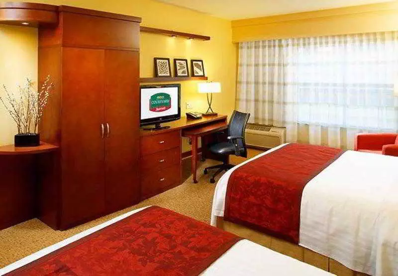 호텔 Courtyard Reading Wyomissing