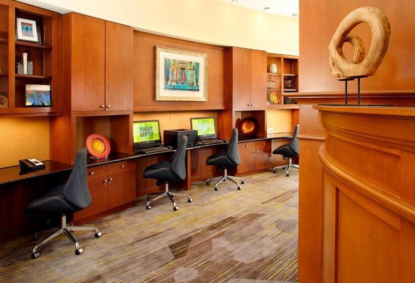 호텔 Courtyard Reading Wyomissing