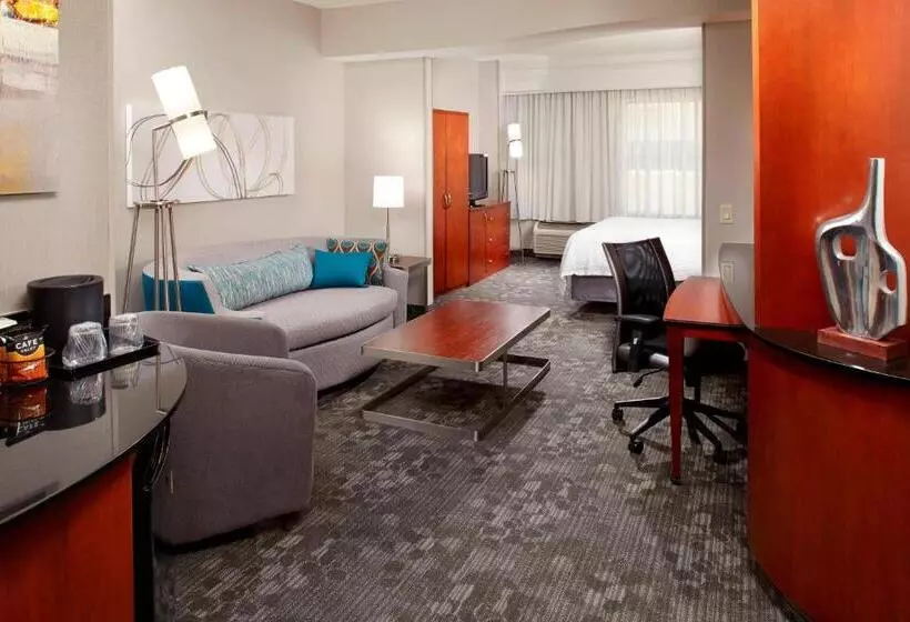 호텔 Courtyard Reading Wyomissing