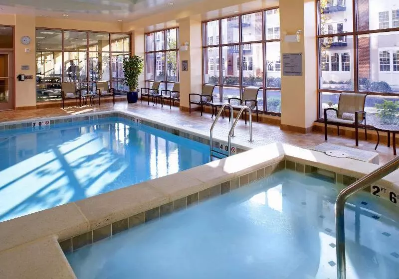 호텔 Courtyard Reading Wyomissing