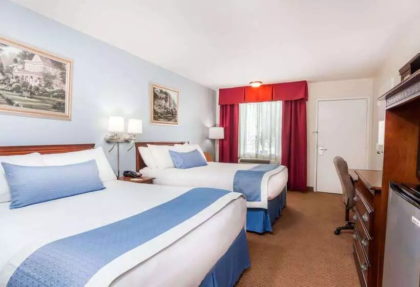 ホテル Days Inn By Wyndham Hampton