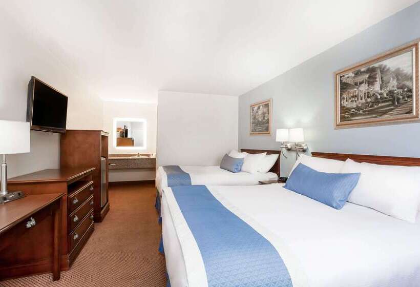 Отель Days Inn By Wyndham Hampton