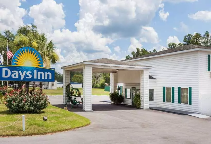 ホテル Days Inn By Wyndham Hampton