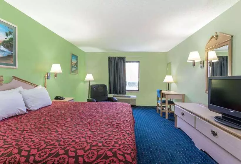 酒店 Days Inn By Wyndham Panama City/callaway