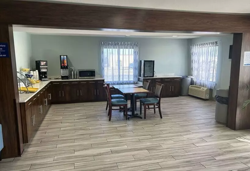 酒店 Days Inn By Wyndham Panama City/callaway