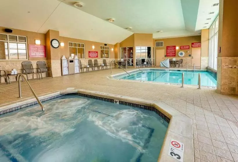 ホテル Drury Inn & Suites Indianapolis Northeast