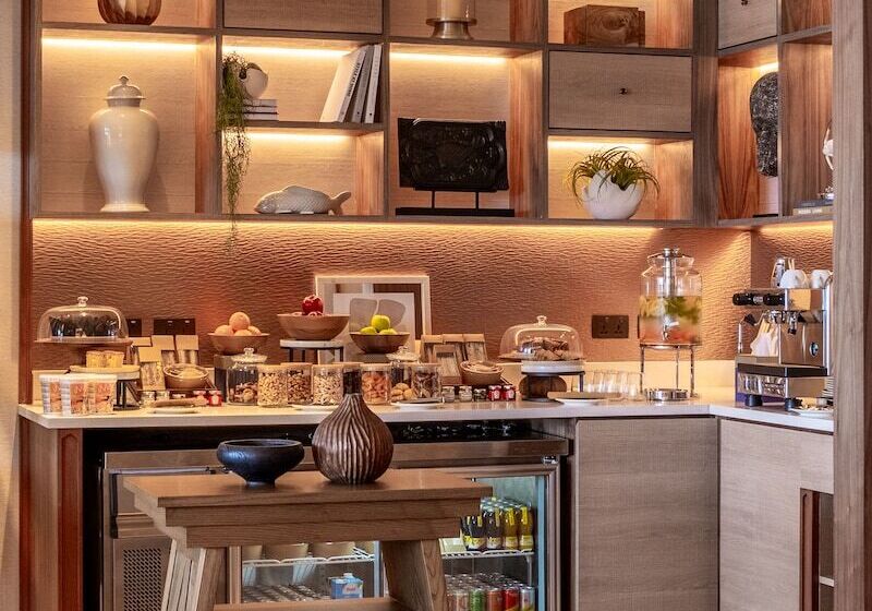 Hotel Dusit Thani Maldives