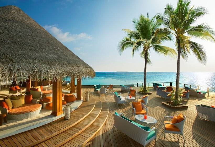 Hotel Dusit Thani Maldives