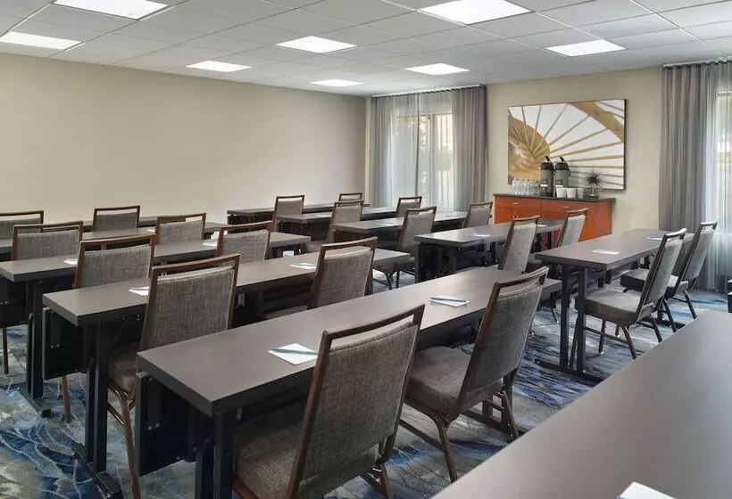 호텔 Fairfield By Marriott Inn & Suites Asheville Outlets