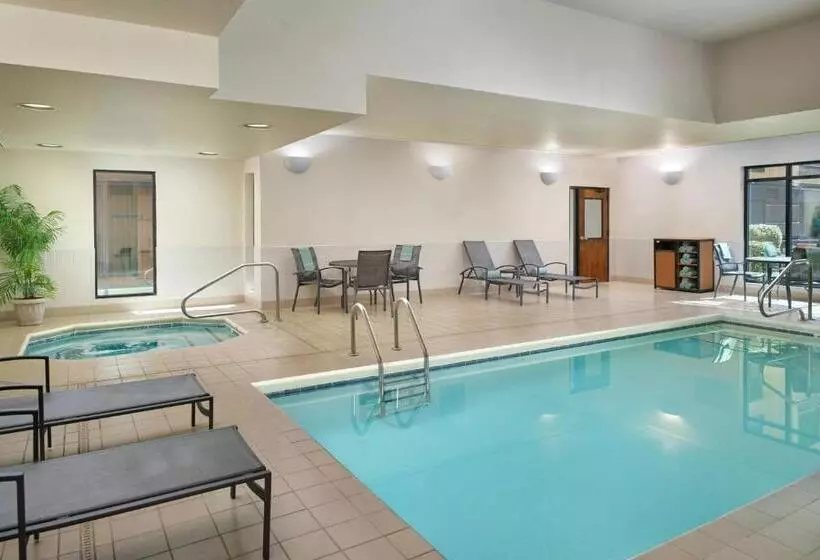 호텔 Fairfield By Marriott Inn & Suites Asheville Outlets