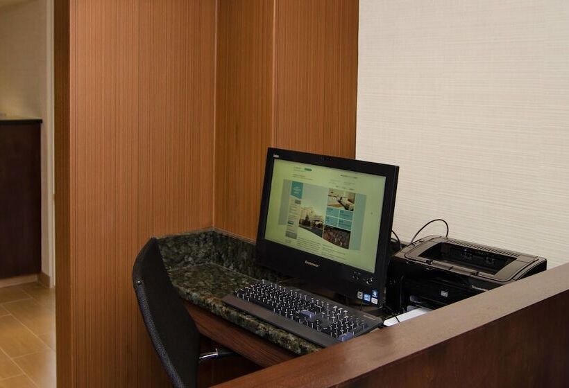 فندق Fairfield Inn Hartsville