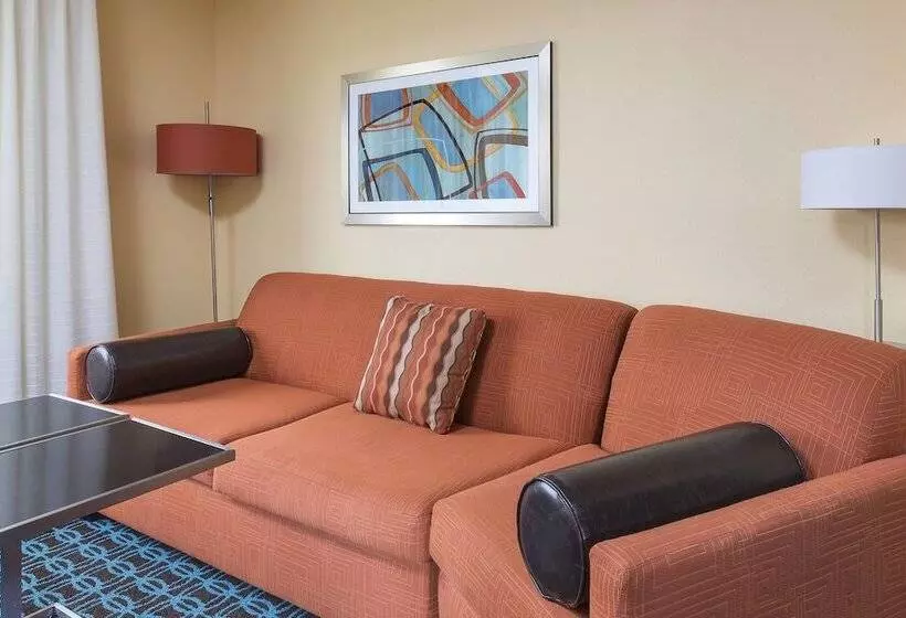 ホテル Fairfield Inn & Suites Lubbock