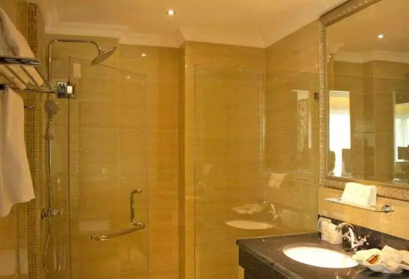 호텔 Lk Royal Wing