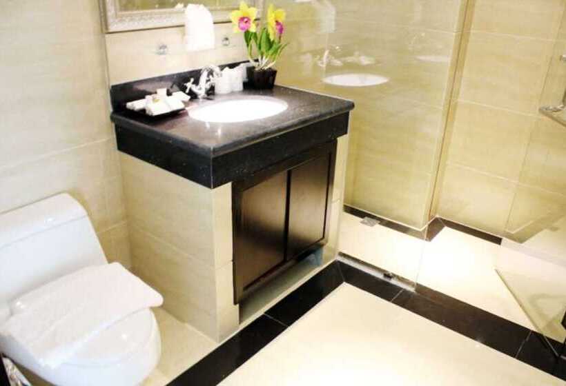 酒店 Lk Royal Wing