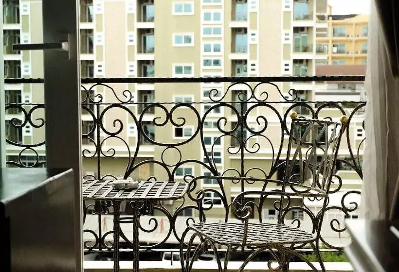 호텔 Lk Royal Wing