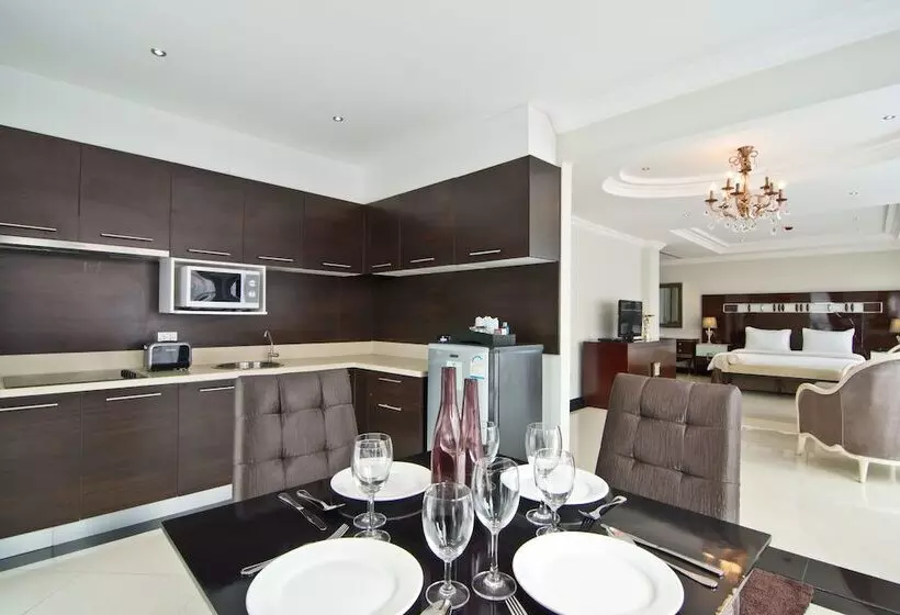 호텔 Lk Royal Wing