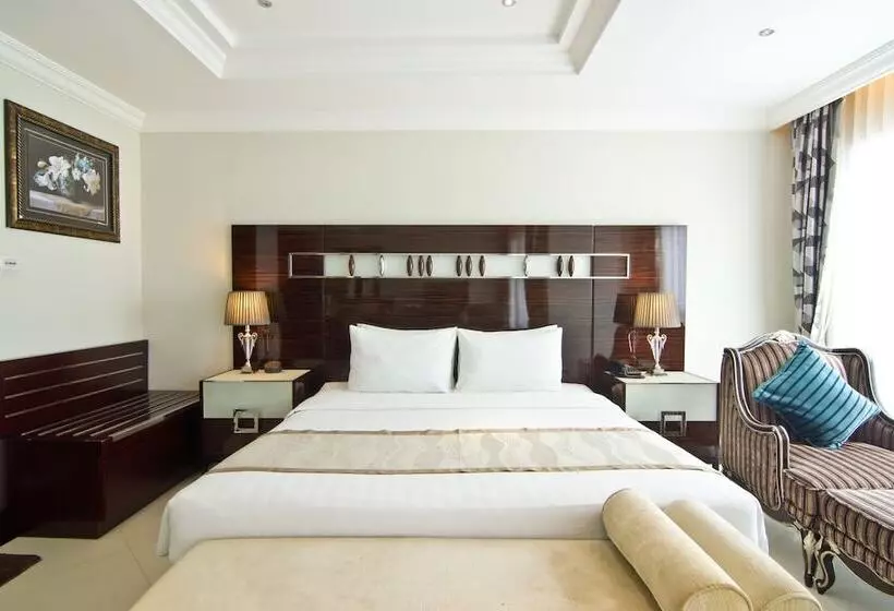 호텔 Lk Royal Wing