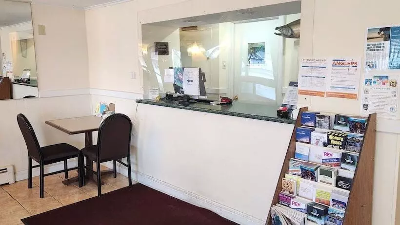 Hotel Red Carpet Inn Pulaski