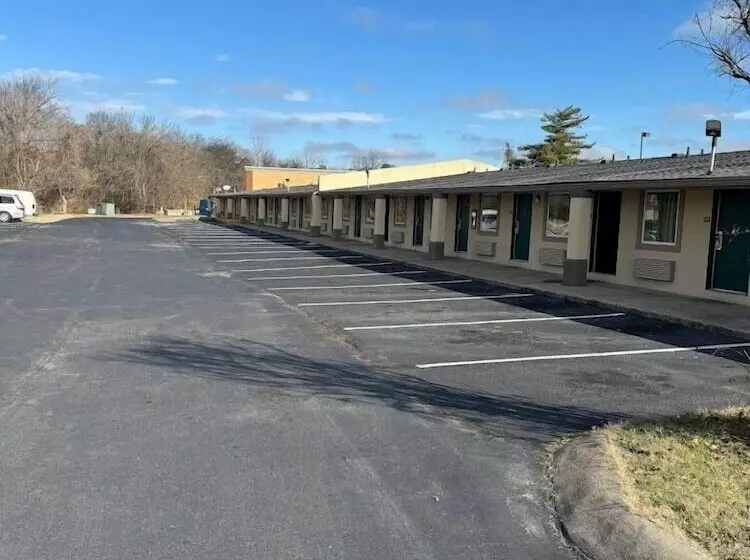 ホテル Somatel Goodlettsville