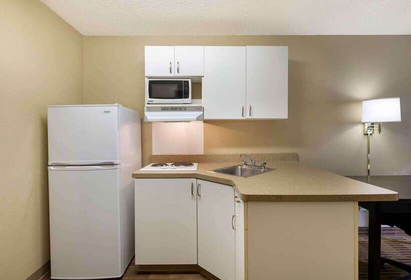 Extended Stay America Suites   Cleveland   Beachwood   Orange Place   South