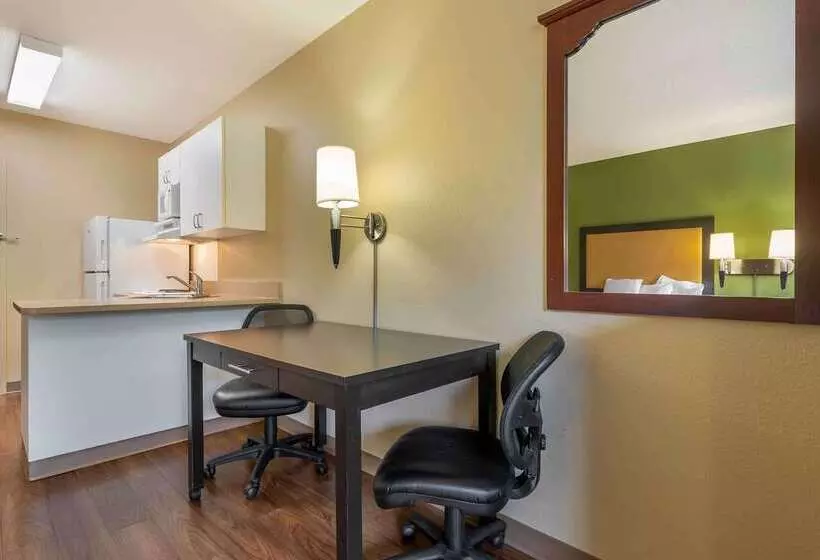 Extended Stay America Suites Bloomington Normal
