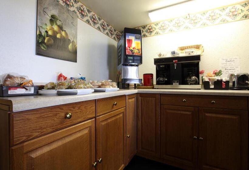 فندق Americas Best Value Inn Macomb