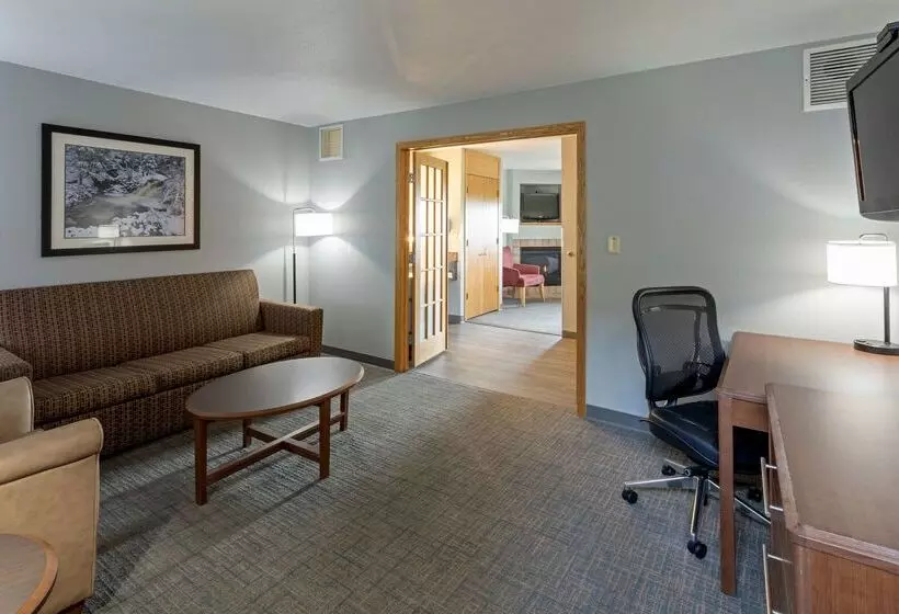 酒店 Black Beach Inn By Grandstay