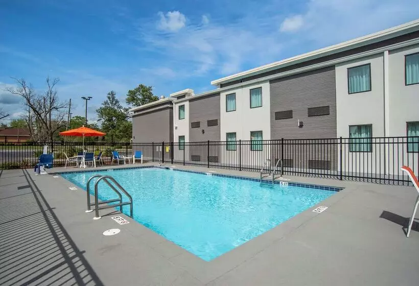 Отель Best Western Brewton Inn