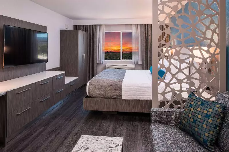 酒店 Best Western Plus Georgetown Inn & Suites