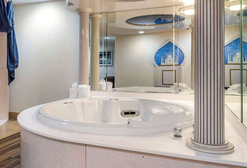 בית מלון כפרי Comfort Suites North